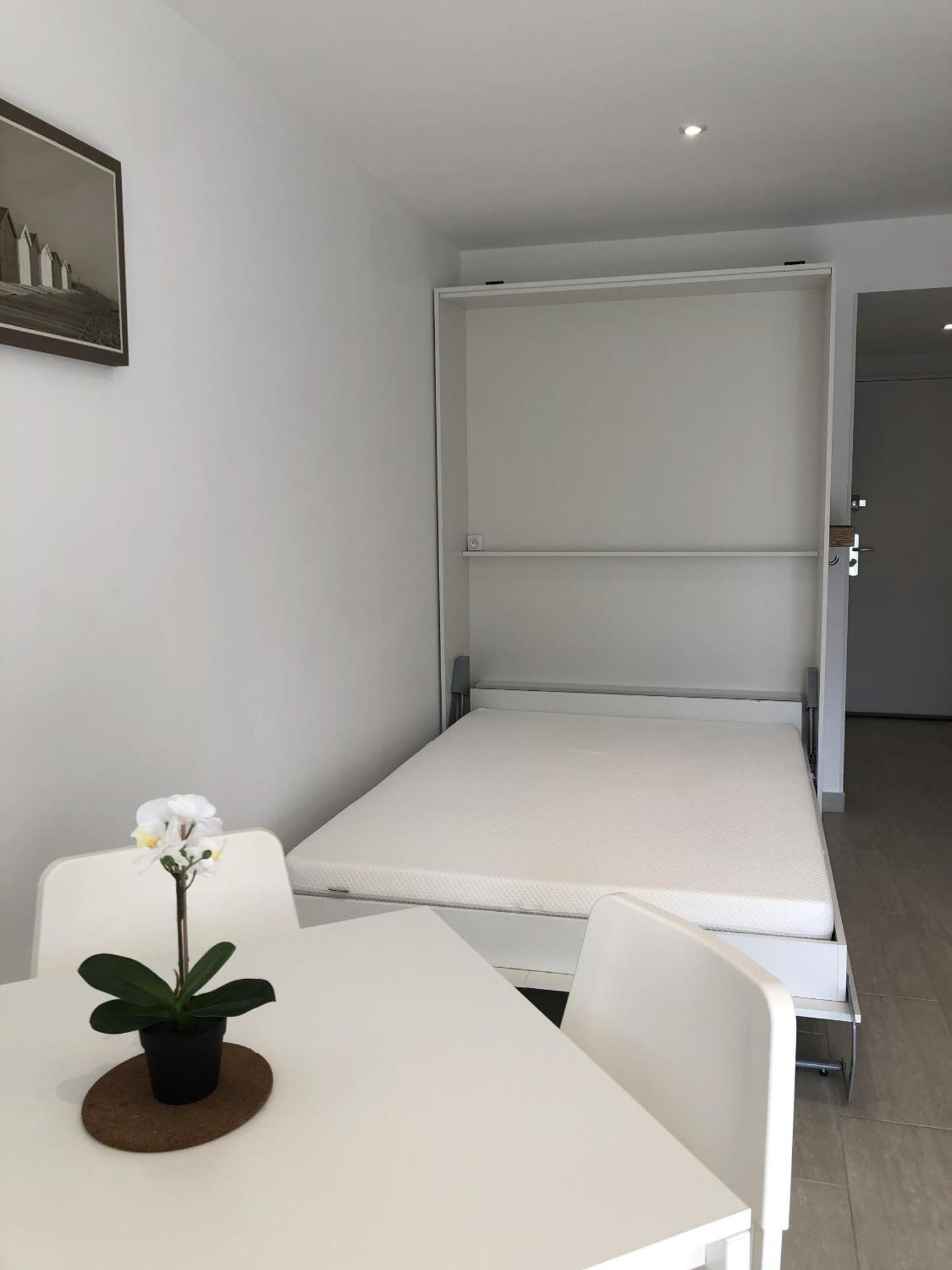 Holidays Hyeres Phòng bức ảnh